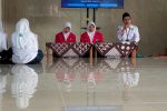 Uji Hafalan Al-Qur'an, Dua Siswi Kelas 8 MTsN 1 Kulon Progo Sukses Laksanakan Ujian Tasmik Juz 30
